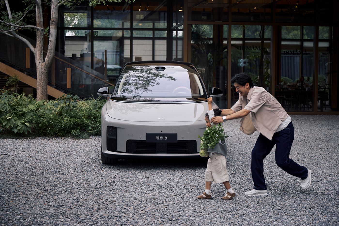 ONE游戏汽车 创造移动的家 创造幸福的家